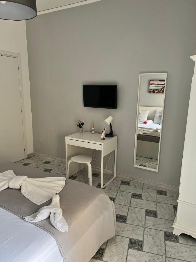 We' Home Νάπολη Εξωτερικό φωτογραφία